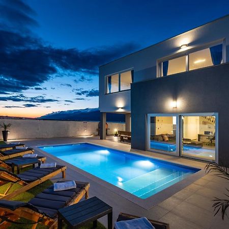 Luxury Villa Noemi Ražanac Zewnętrze zdjęcie