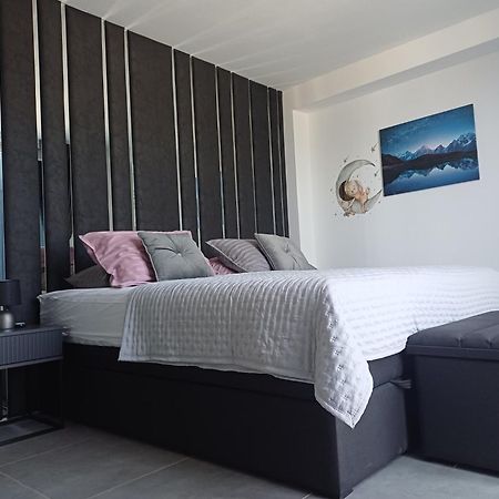 Luxury Villa Noemi Ražanac Zewnętrze zdjęcie
