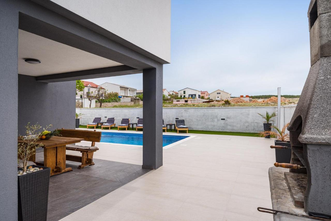Luxury Villa Noemi Ražanac Zewnętrze zdjęcie