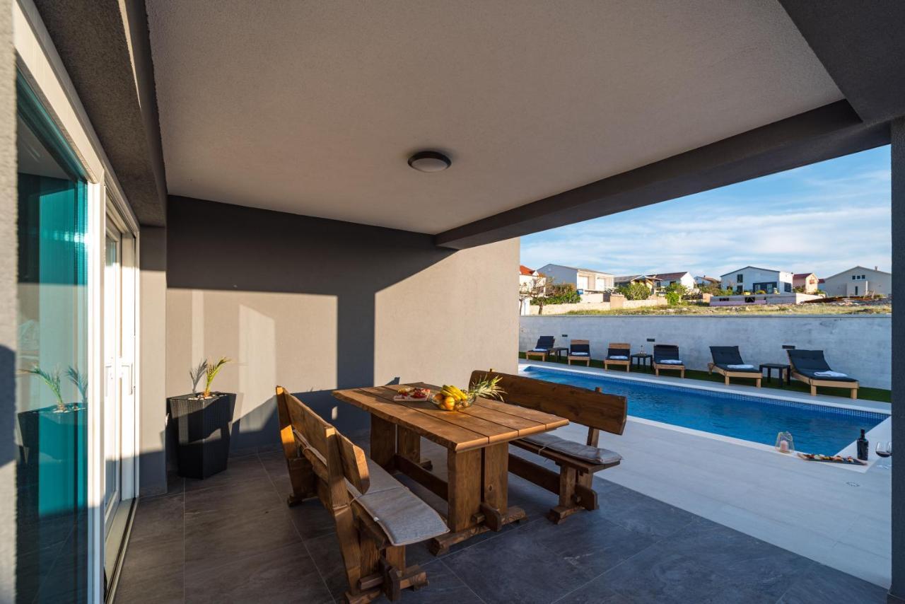 Luxury Villa Noemi Ražanac Zewnętrze zdjęcie
