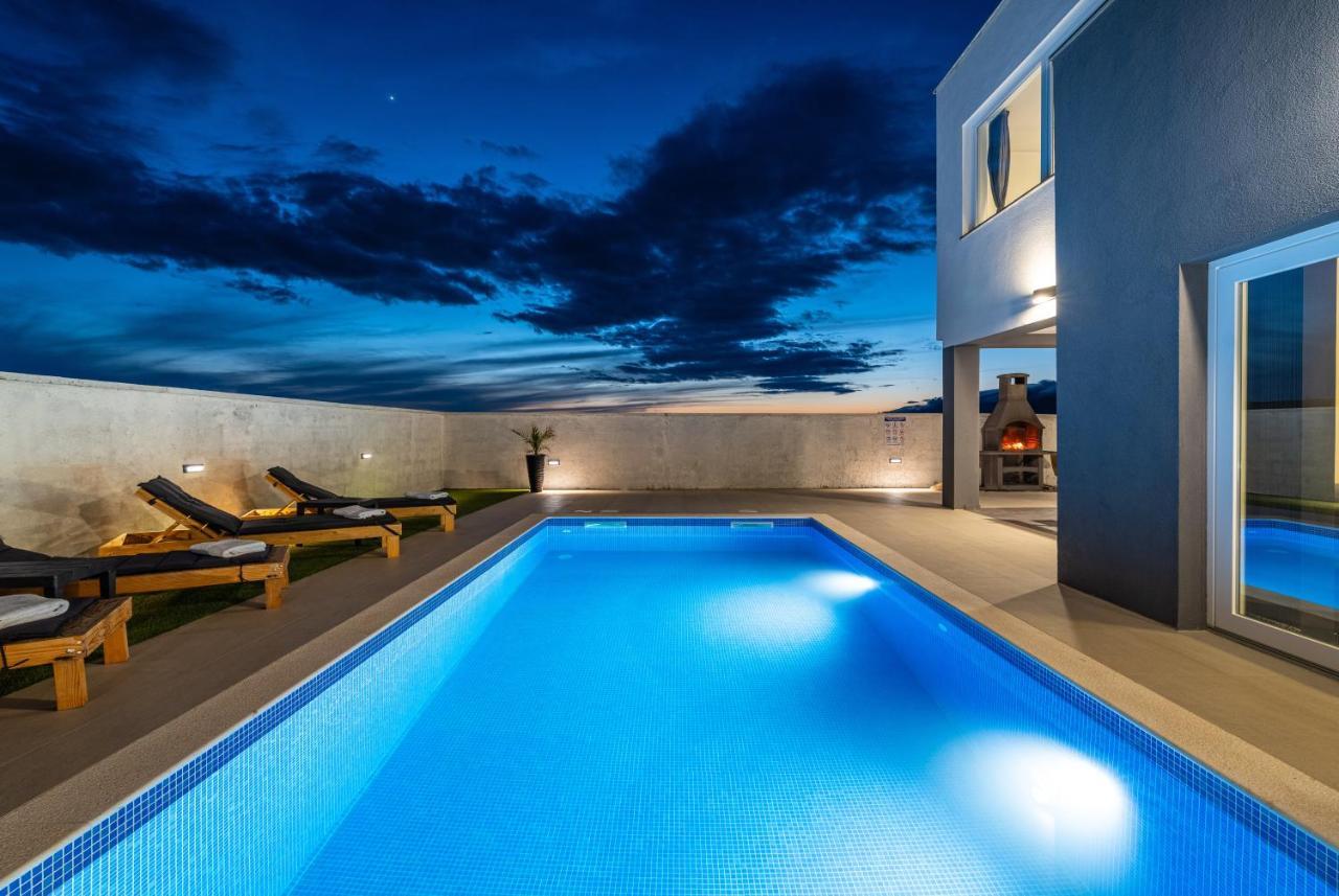 Luxury Villa Noemi Ražanac Zewnętrze zdjęcie