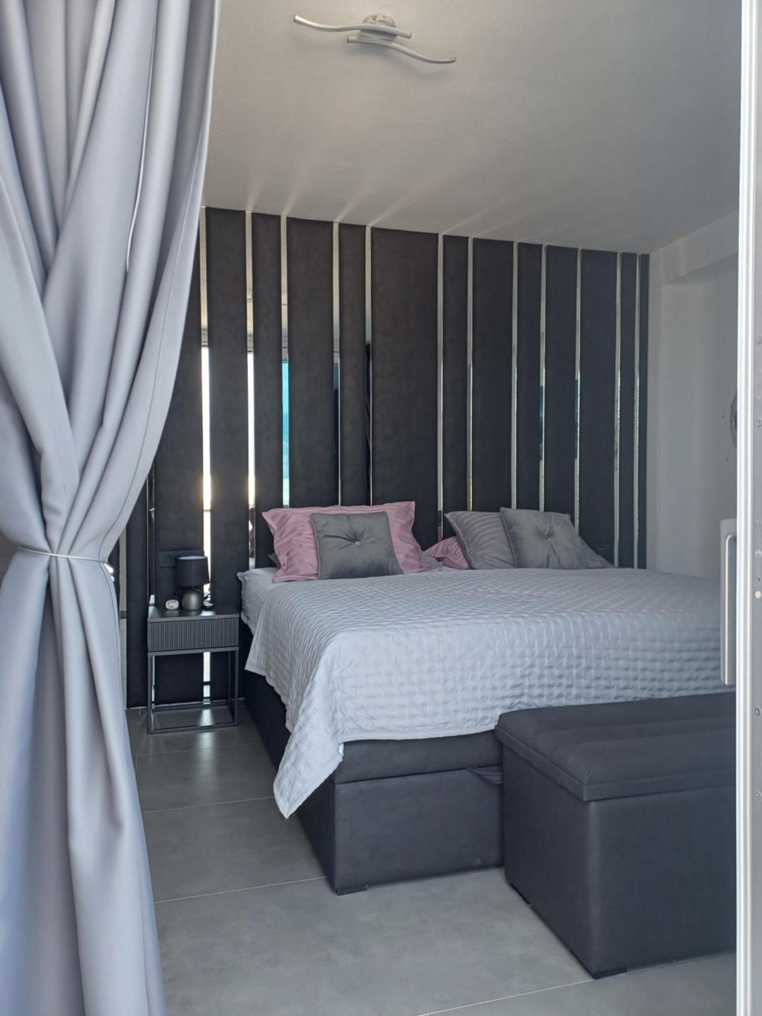 Luxury Villa Noemi Ražanac Zewnętrze zdjęcie